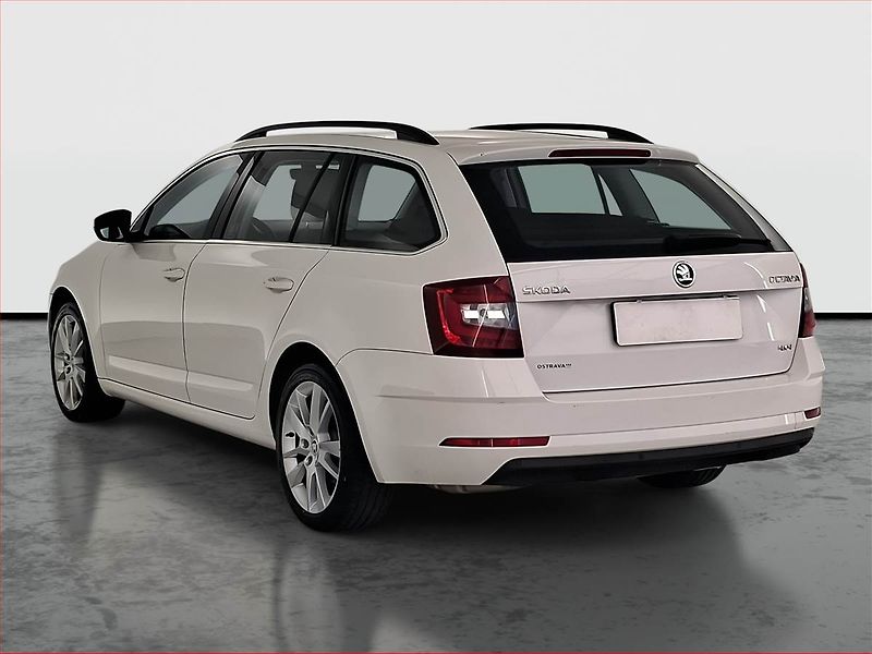 Škoda Octavia (2019) Style 2.0 TSI, 4X4, Automat - fotka 4 z 24