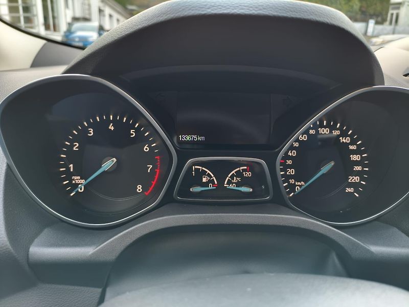 Ford Kuga (2019) 1.5 EcoBoost, 150k 6st. aut. - fotka 11 z 16