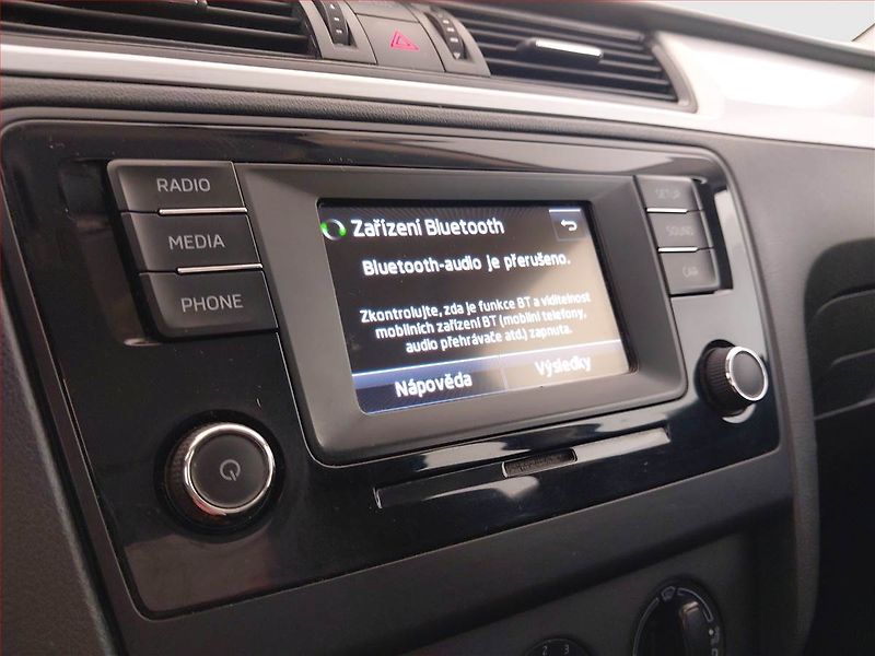 Škoda Rapid (2015) Ambition 1.4 TDI - fotka 18 z 18