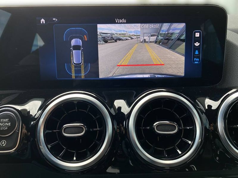 Mercedes-Benz GLA (2024) 180 d - fotka 19 z 25