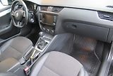 Škoda Octavia 1.6 TDI AUT. KLIMA NAVI XENON - náhled 20