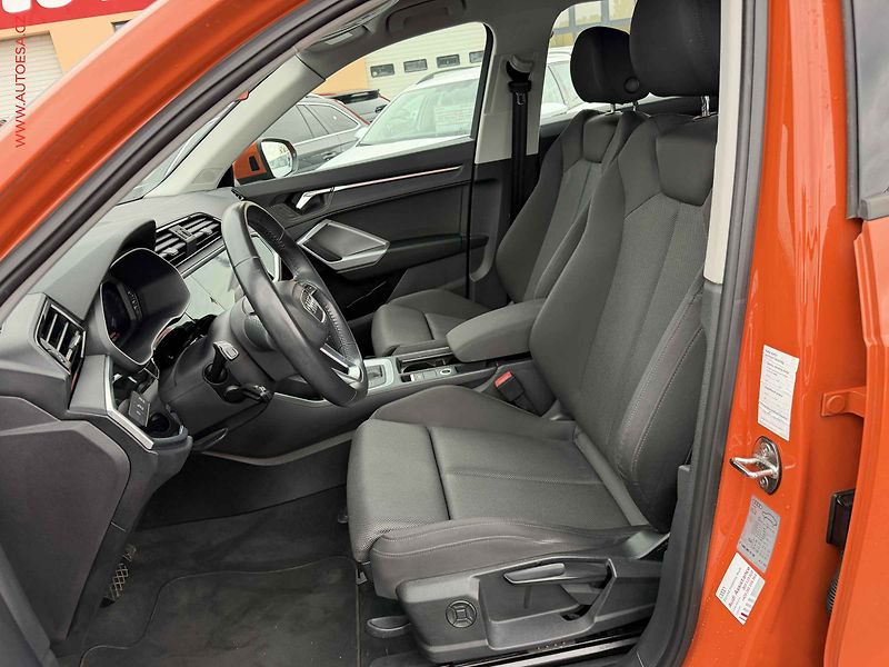 Audi Q3 (2019) 2.0TFSi Quattro, 1.maj,ČR, AT - fotka 9 z 18