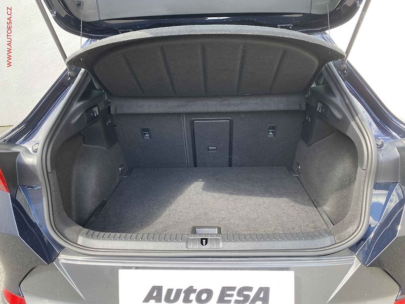Cupra Formentor (2022) 1.5 TSi, 2.maj,ČR, AT, navi - fotka 7 z 19