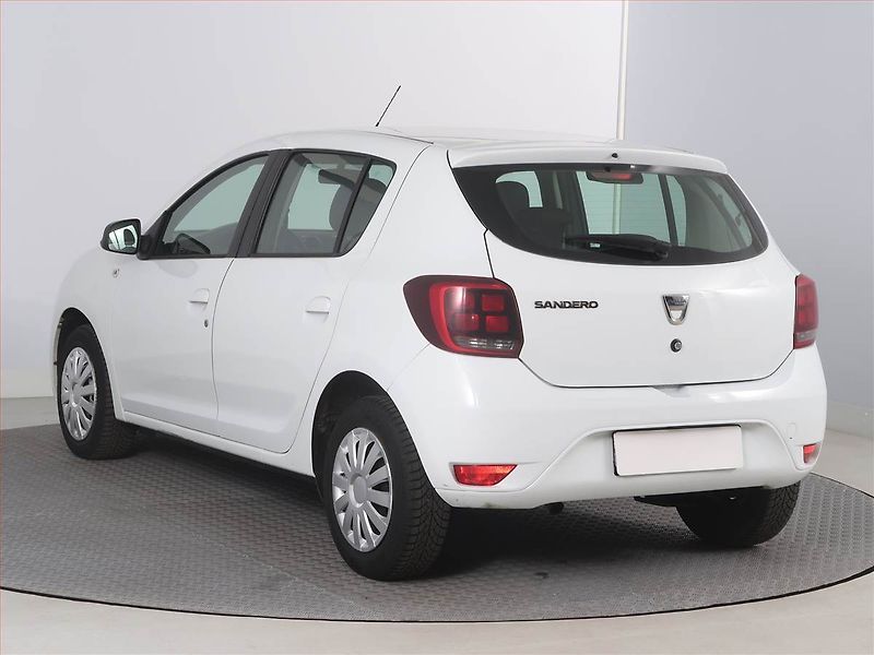 Dacia Sandero (2021) 1.0 TCe, LPG, ČR,1.maj - fotka 4 z 12