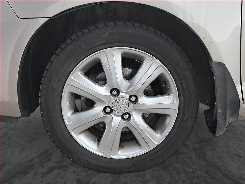 Honda City (2007) 1.4 i, nová STK, levný provoz - fotka 14 z 18
