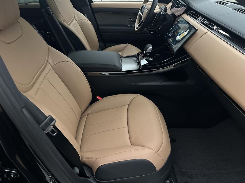Land Rover Range Rover Sport (2026) P460e DYNAMIC SE AWD REZERVACE - fotka 16 z 48