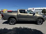 Toyota Hilux 2.8D 4x4 6AT Executive - náhled 2