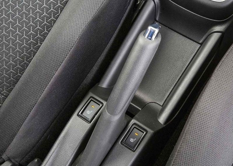 V zimě se tato verze Suzuki Swift cítí úplně skvěle