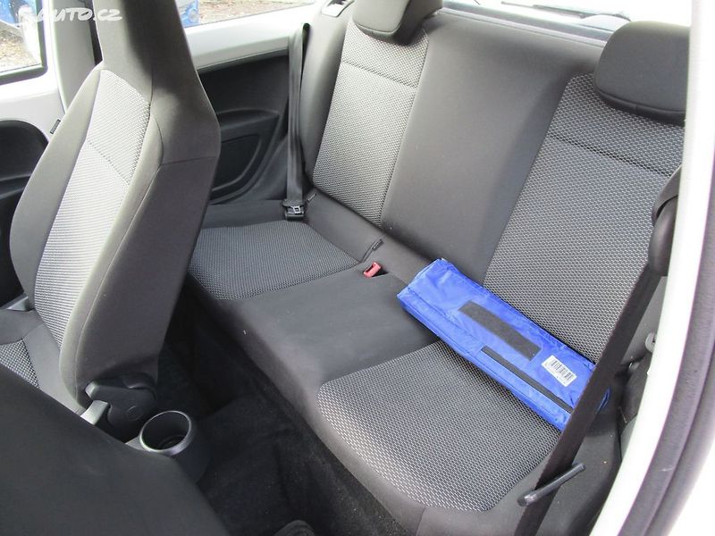 Seat Mii 1,0 - 44KW - NOVÁ STK+OLEJ - fotka 13 z 19