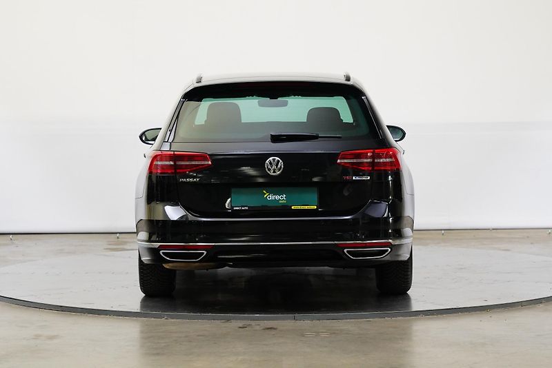 Volkswagen Passat - fotka 6 z 27