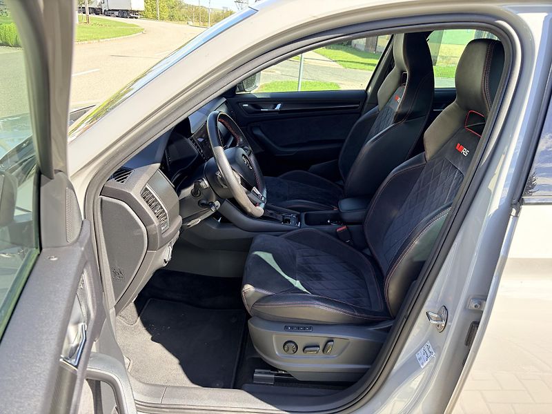 Škoda Kodiaq RS WEBASTO MATRIX CANTON - fotka 19 z 72