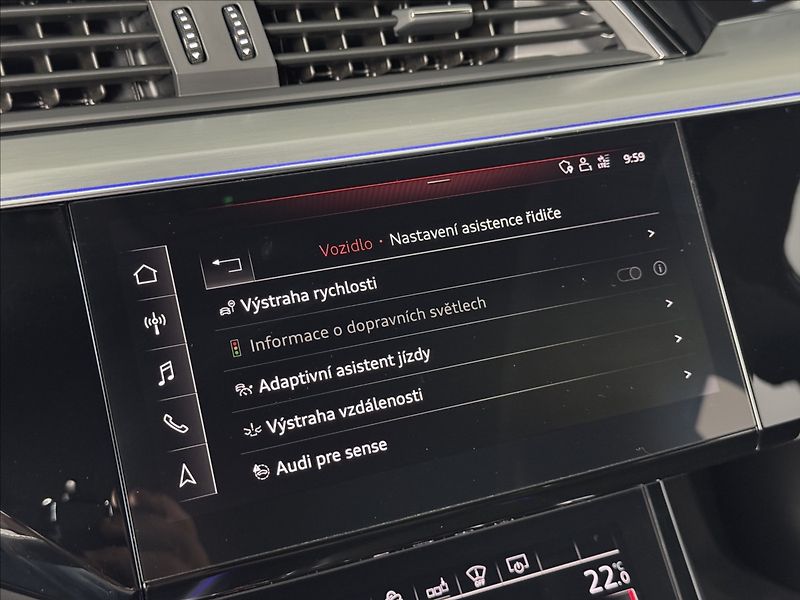 Audi e-tron 55  300kW Sportback S-Line LED - fotka 30 z 46