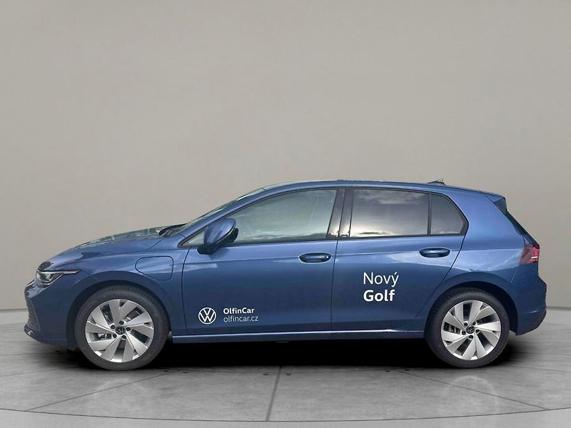 Volkswagen Golf People 1,5 TSI eHybrid 150 kW - fotka 2 z 8