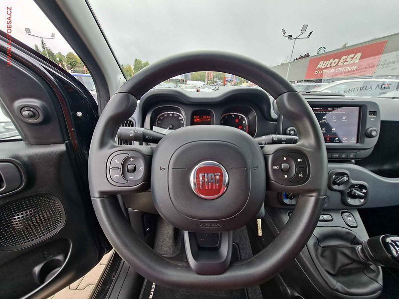 Fiat Panda (2024) 1.0i, AC, park.asist - fotka 11 z 16