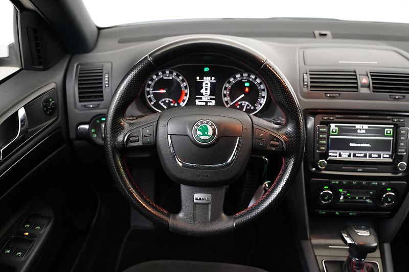 Škoda Octavia - fotka 18 z 25