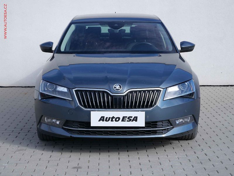 Škoda Superb (2015) 2.0TDi, 1.maj,ČR, L&K, DSG - fotka 2 z 25