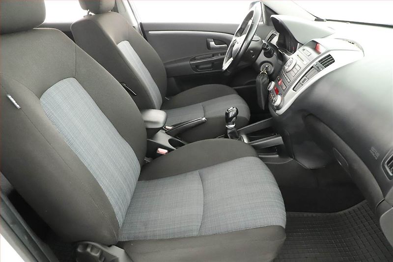 Kia Ceed (2011) 1.6 CRDi, Serv.kniha, po STK - fotka 7 z 16