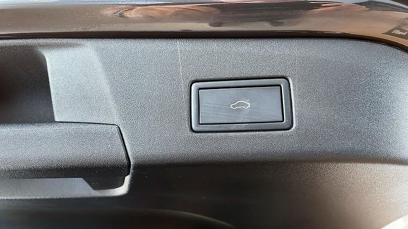 Volkswagen ID.4 Pro Performance 360 Taž IQ.Lig - fotka 15 z 16