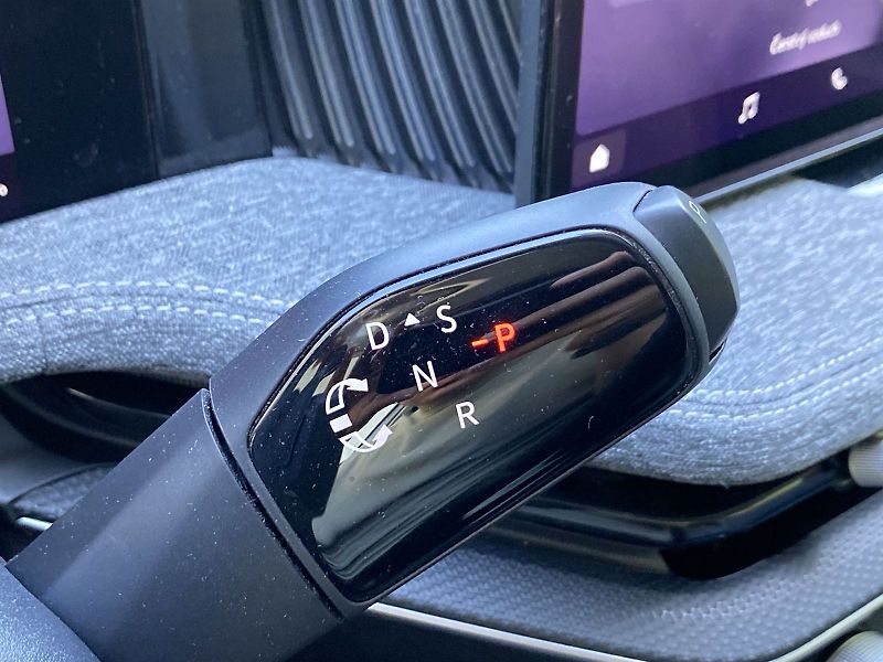 Škoda Superb (2025) 2.0 TDI DSG Selection - fotka 16 z 35