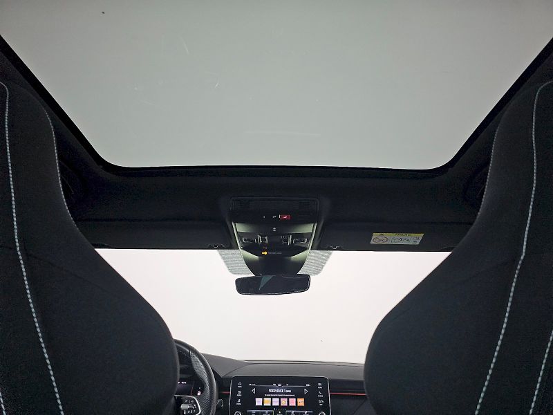 Škoda Kamiq (2025) 1.5TSI 110kW DSG MONTE CARLO T - fotka 28 z 33