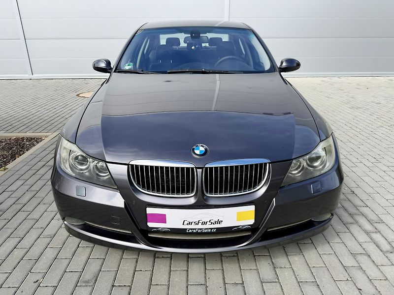 BMW Řada 3 (2005) 325I MANUÁL XENONY POLOKŮŽE!!! - fotka 2 z 18