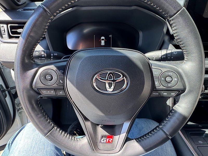 Toyota RAV4 (2024) 2.5 Hybrid 4x4 GR,JBL - fotka 18 z 30