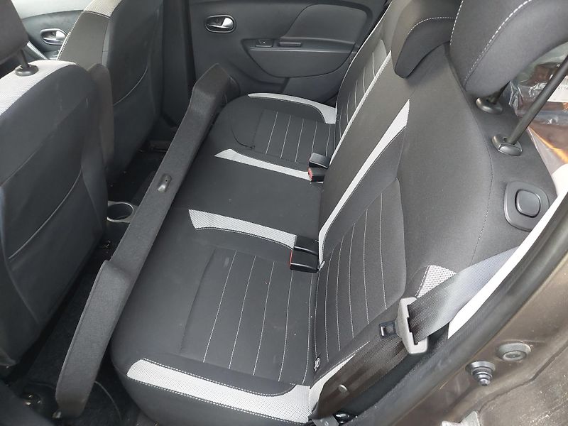 Dacia Sandero (2017) II.Stepway Prestige TCe 90 - fotka 16 z 36