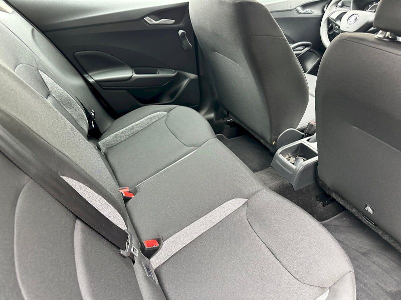 Škoda Fabia (2022) 1.0 MPI 44kW Active Plus - fotka 19 z 20