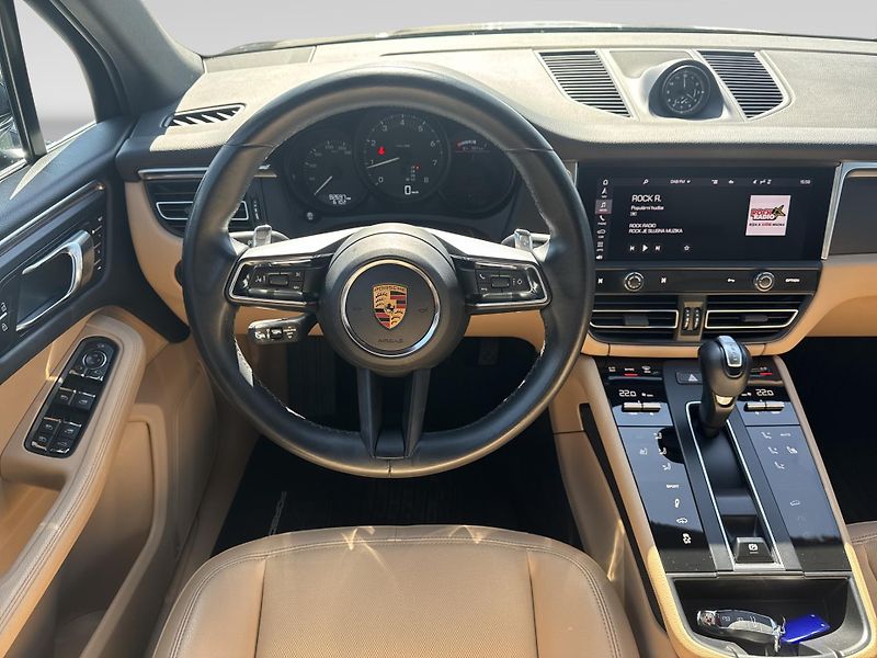 Porsche Macan 2.0 - fotka 17 z 23