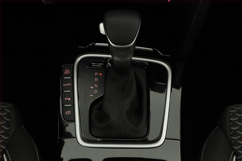 Kia XCeed (2025) Plug-in-Hybrid, DPH, Navigace - fotka 10 z 25