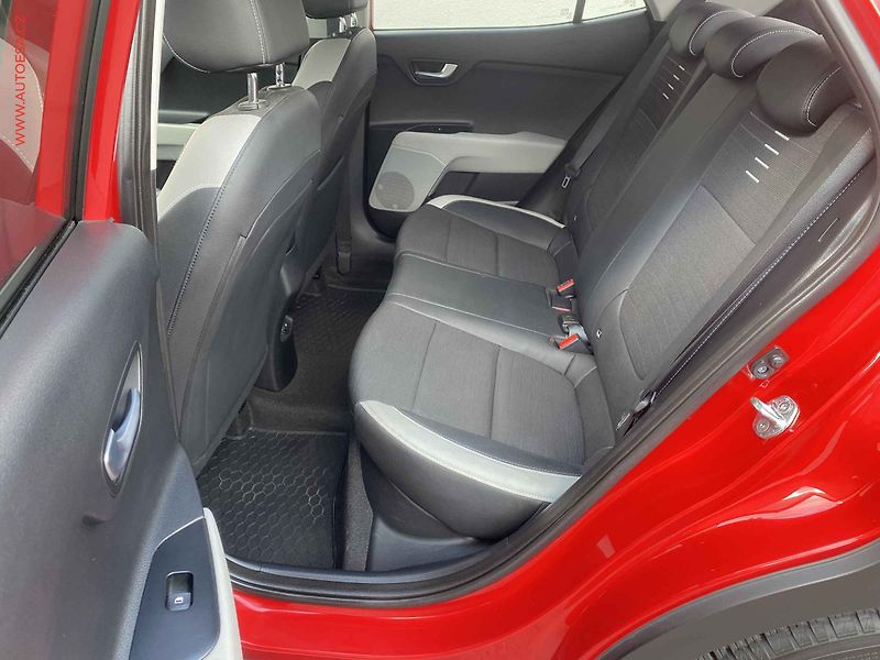 Kia Stonic (2020) 1.0 T-GDi, ČR, AT, TZ, navi - fotka 10 z 21