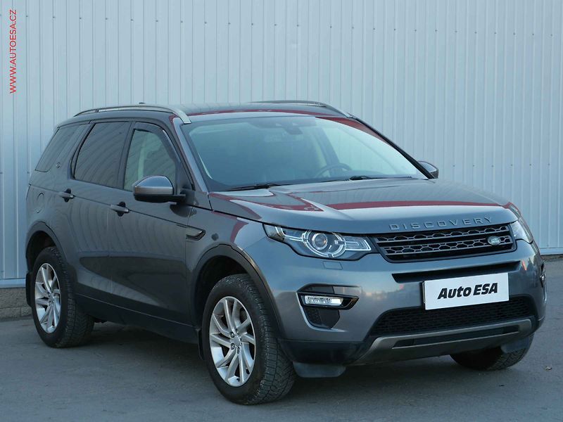 Land Rover Discovery (2017) 2.0 TD4 4x4, AT, navi, bixen - fotografie inzerátu