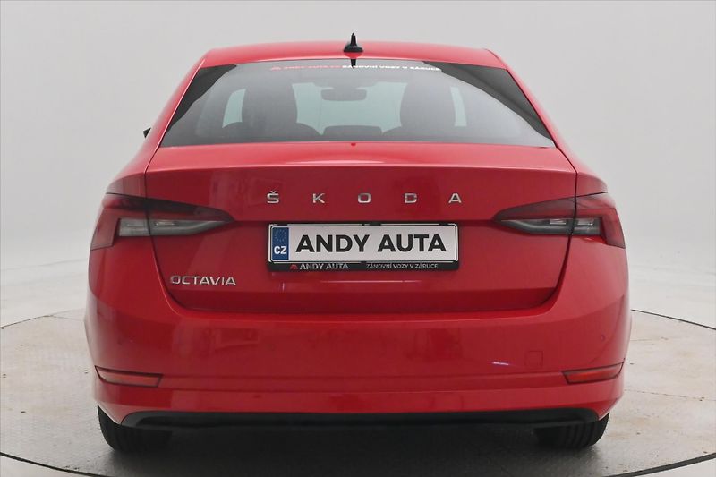 Škoda Octavia 2,0 TDI 110kW DSG VIRTUAL NAVI - fotka 6 z 29