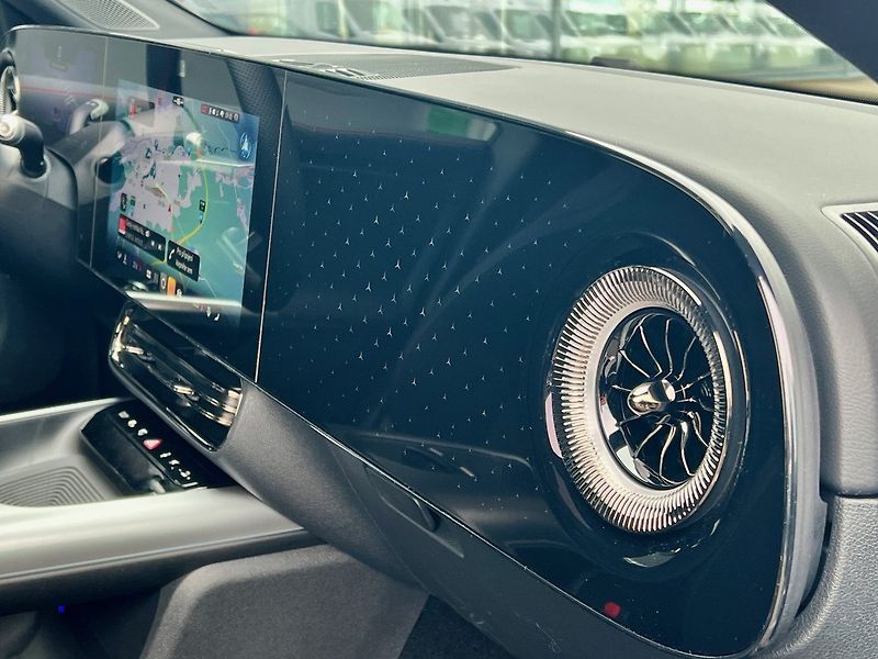 Mercedes-Benz CLA (2025) 250+ EQ Linie AMG Plus - fotka 19 z 27