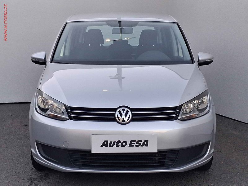 Volkswagen Touran (2013) 1.6TDi, Trendline - fotka 2 z 15