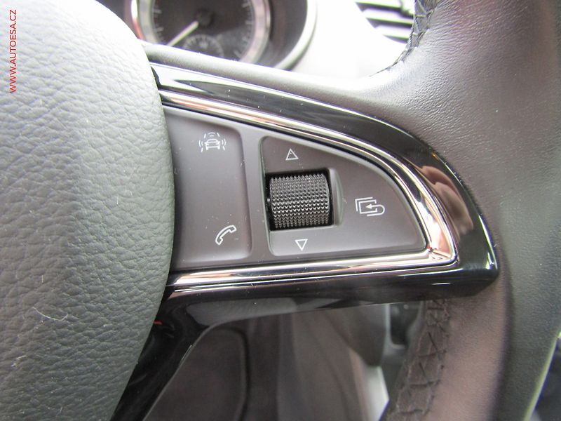 Škoda Octavia (2017) 2.0 TDi 4x4, servis.kniha - fotka 18 z 18