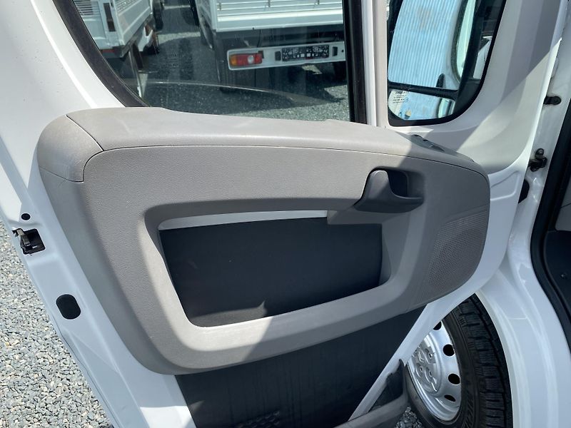 Citroën Jumper 2.2HDi,7-MÍST,NAJ. 143TIS.KM - fotka 24 z 45