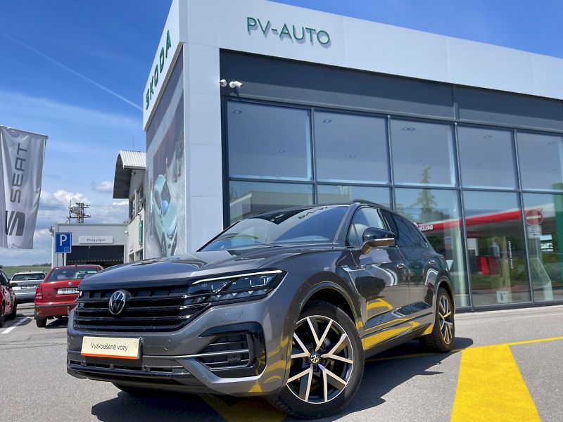 Volkswagen Touareg (2023) R-Line 3.0 TDI 210 kW V6 4Moti - fotka 35 z 35