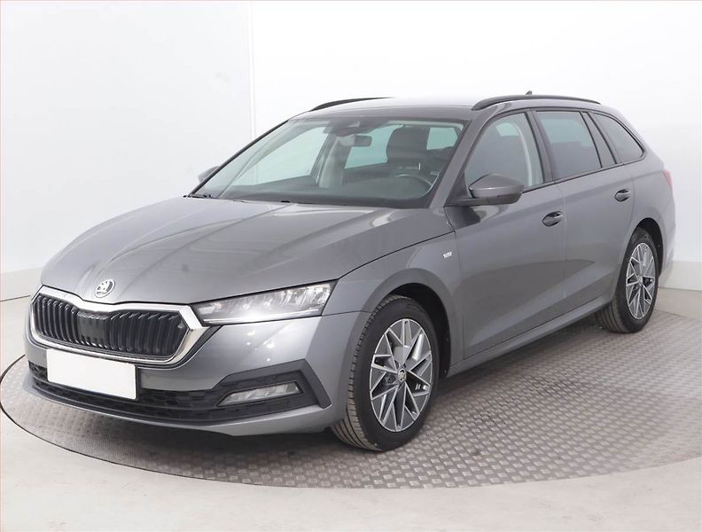 Škoda Octavia (2023) Ambition 2.0 TDI, Automat - fotka 2 z 16