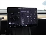 Tesla Model Y (2022) RWD LFP 60kWh, SoH 95% - náhled 19