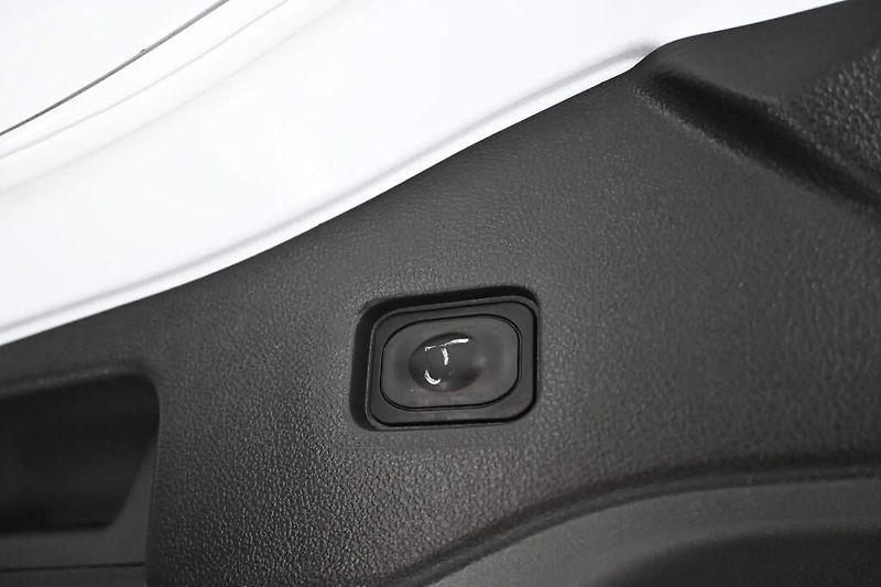 Ford Mondeo (2020) 2.0 140 KW LED ACC SONY Tažné - fotka 30 z 41