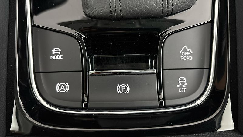 Škoda Kodiaq 2.0 TDI DSG 4x4 L&K - fotka 28 z 36