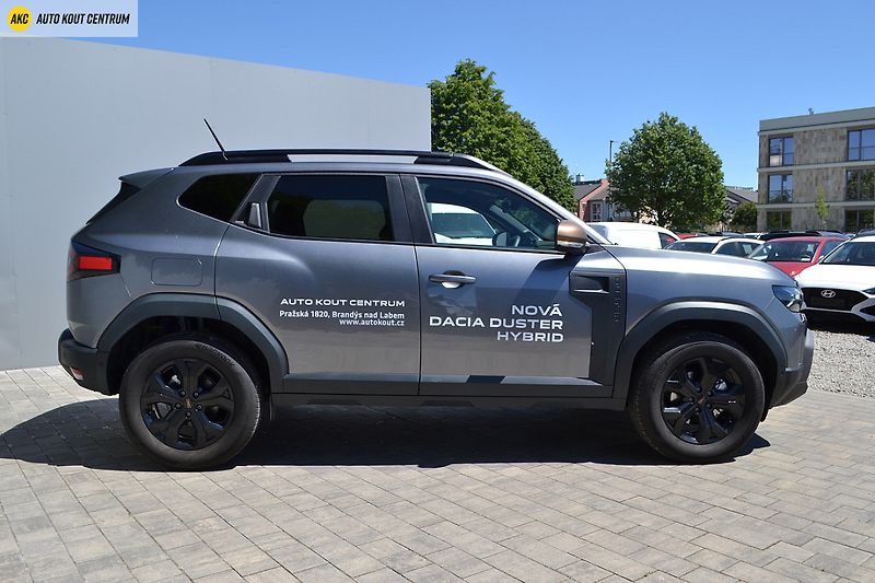 Dacia Duster Extreme hybrid 155 - fotka 6 z 55