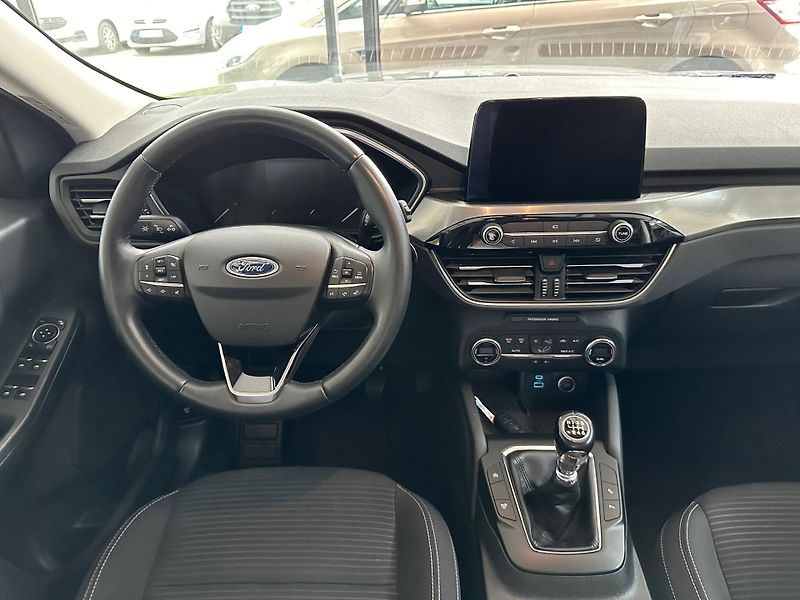 Ford Kuga Titanium 2.0 EcoBlue 150k man. - fotka 11 z 31