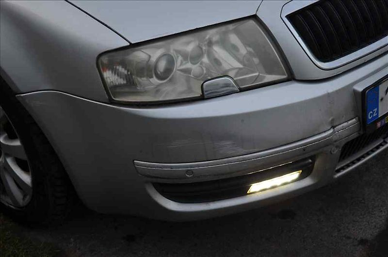 Škoda Superb (2007) 2,5 TDI - fotka 7 z 31