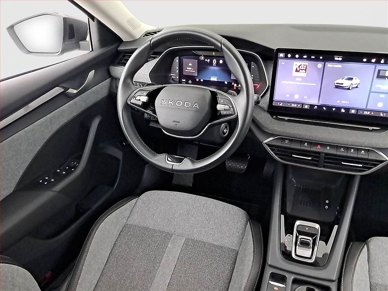 Škoda Octavia (2025) Top Selection 1.5 eTSI mHEV - fotka 7 z 21