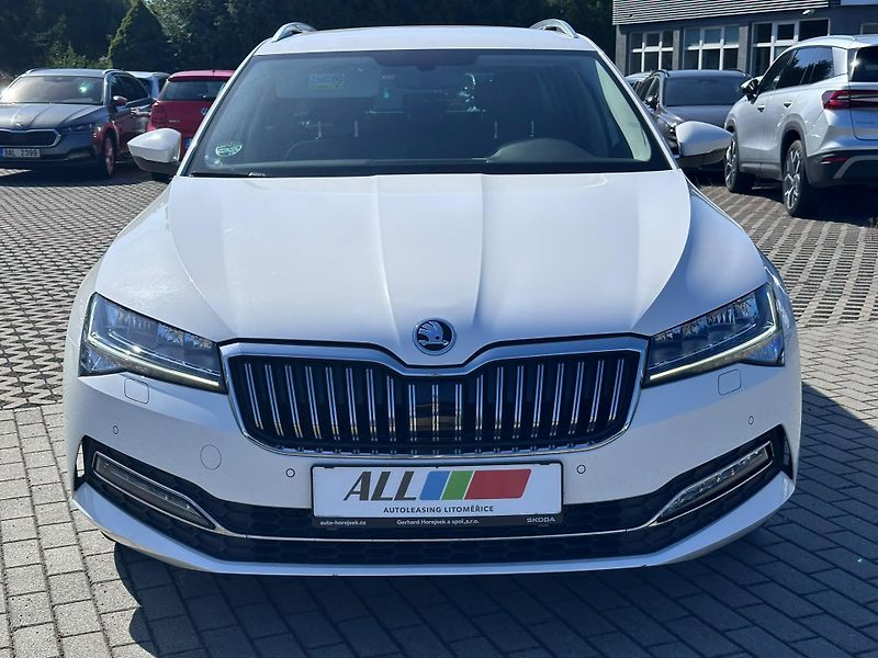 Škoda Superb 2.0 TDI 110kW Style - fotka 8 z 18