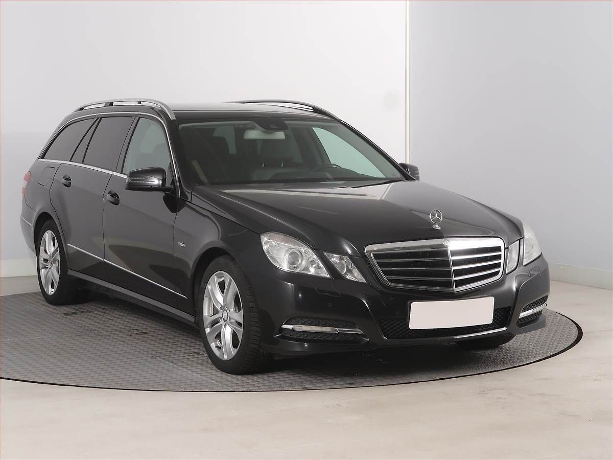 Mercedes-Benz Třídy E E 250 CDI, Automat, Navi