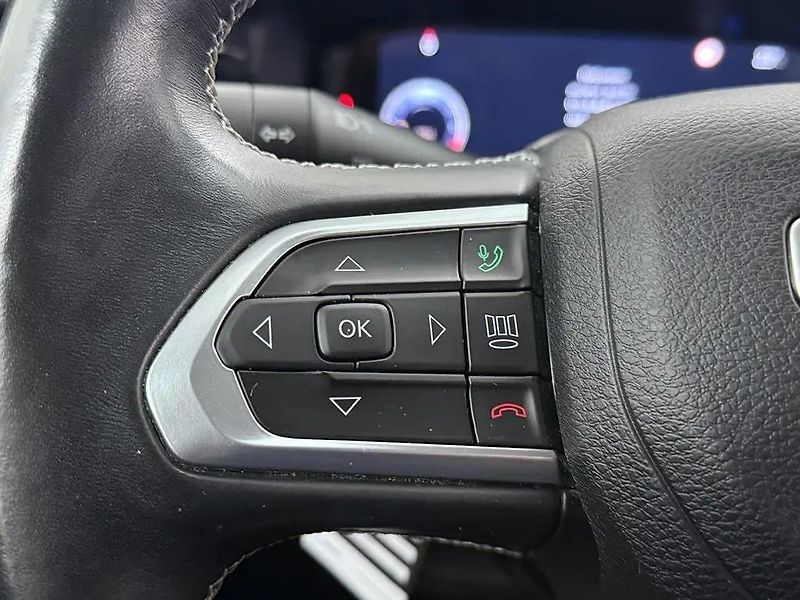 Jeep Compass 1.3T Limited Virtual Kůže TZ  - fotka 7 z 19