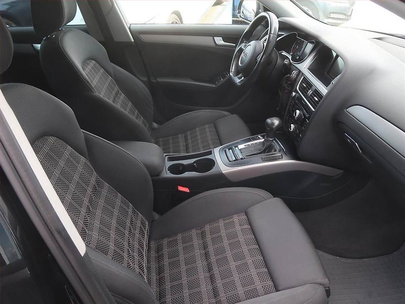 Audi A4 (2015) S-Line 2.0 TDI, Automat - fotka 9 z 16